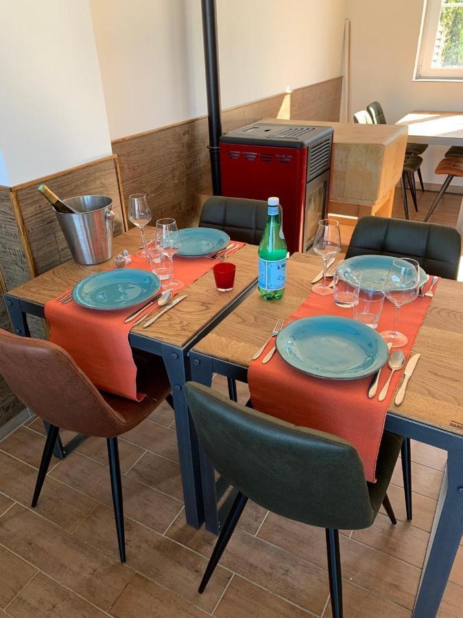 Entre Nous Hotel Rozoy-sur-Serre Eksteriør billede