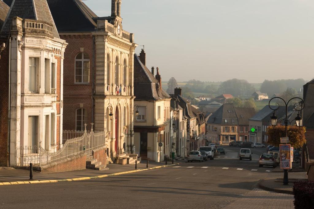 Entre Nous Hotel Rozoy-sur-Serre Eksteriør billede