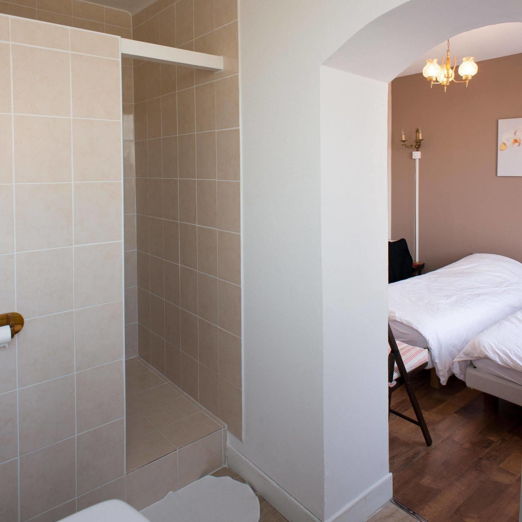 Entre Nous Hotel Rozoy-sur-Serre Eksteriør billede